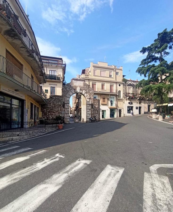 Casa Tiziana Lägenhet Taormina Exteriör bild